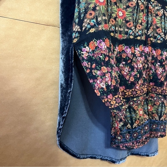 Johnny Was | Floral Button Front Shirt Velvet Back Top Cotton Silk Size XS - Picture 7 of 13